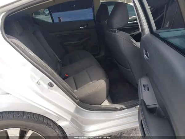 1N4BL4DVXNN386486 2022 NISSAN ALTIMA - Image 8