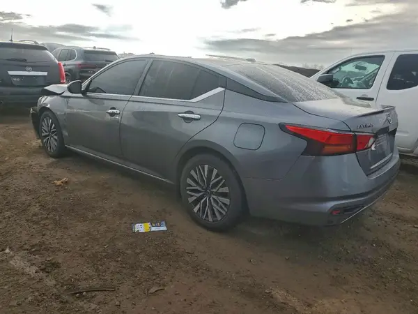 1N4BL4DVXPN311077 2023 NISSAN ALTIMA - Image 2