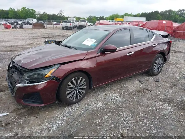 1N4BL4DVXPN320667 2023 NISSAN ALTIMA - Image 2