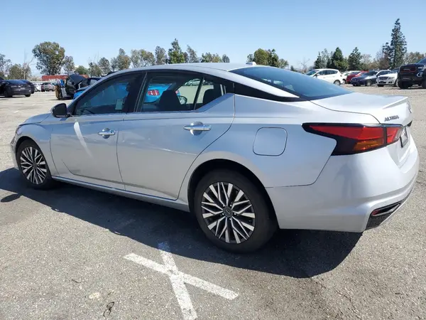 1N4BL4DVXPN326601 2023 NISSAN ALTIMA - Image 2