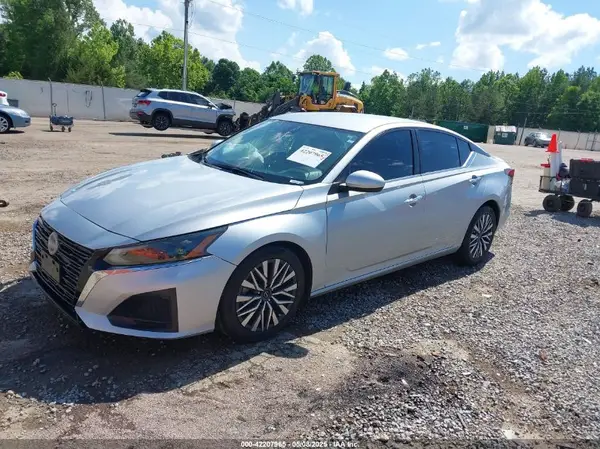 1N4BL4DVXPN327781 2023 NISSAN ALTIMA - Image 2