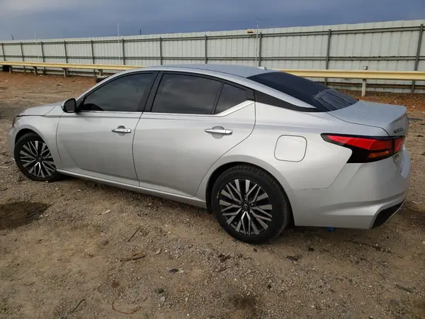 1N4BL4DVXPN336674 2023 NISSAN ALTIMA - Image 2