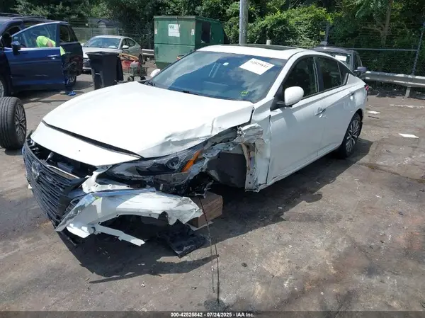 1N4BL4DVXPN337193 2023 NISSAN ALTIMA - Image 2