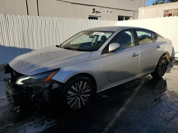 1N4BL4DVXPN342071 2023 NISSAN ALTIMA - Image 1