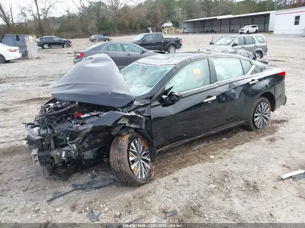 1N4BL4DVXPN348016 2023 NISSAN ALTIMA - Image 2