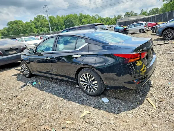 1N4BL4DVXPN349070 2023 NISSAN ALTIMA - Image 2