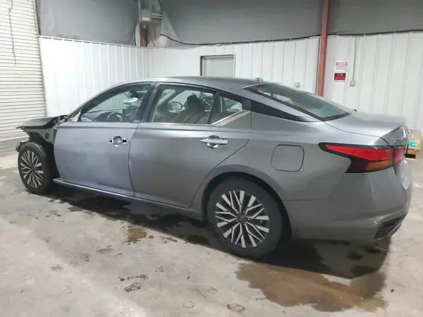 1N4BL4DVXPN383106 2023 NISSAN ALTIMA - Image 2