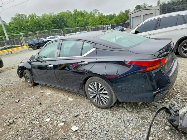 1N4BL4DVXRN301958 2024 NISSAN ALTIMA - Image 2