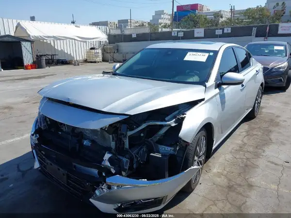 1N4BL4DVXRN314225 2024 NISSAN ALTIMA - Image 2