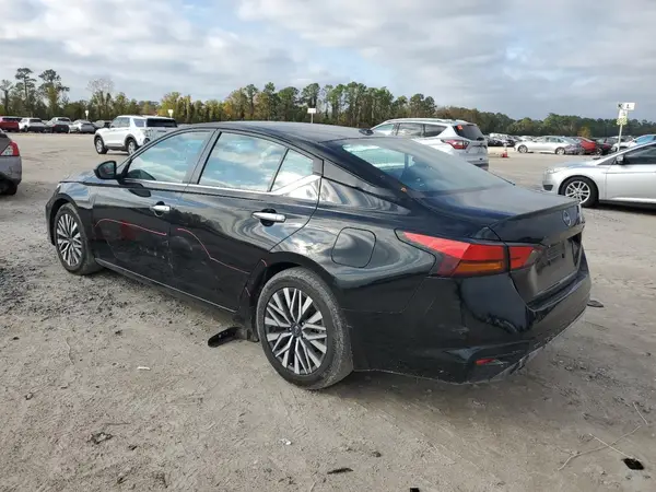 1N4BL4DVXRN324804 2024 NISSAN ALTIMA - Image 2