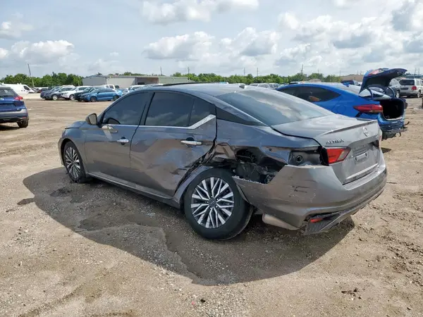 1N4BL4DVXRN328271 2024 NISSAN ALTIMA - Image 2