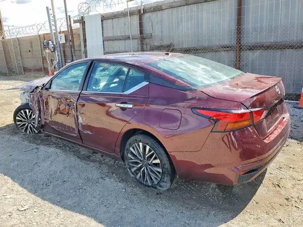 1N4BL4DVXRN336807 2024 NISSAN ALTIMA - Image 2