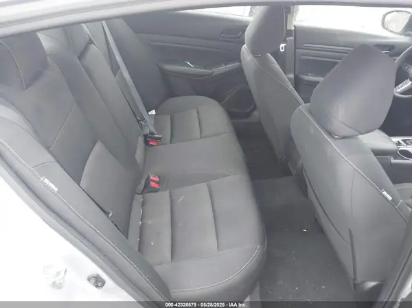 1N4BL4DVXRN345233 2024 NISSAN ALTIMA - Image 8