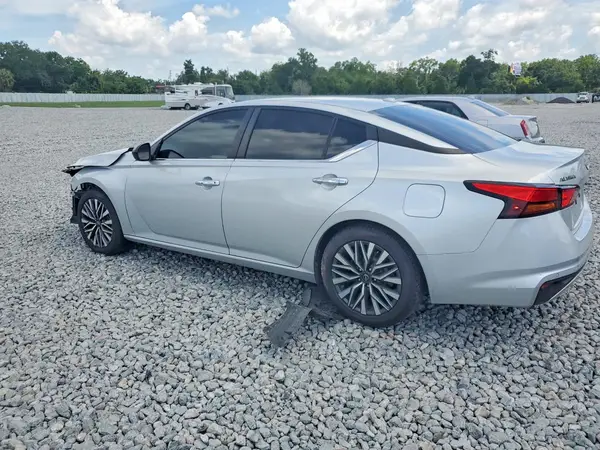 1N4BL4DVXRN347693 2024 NISSAN ALTIMA - Image 2