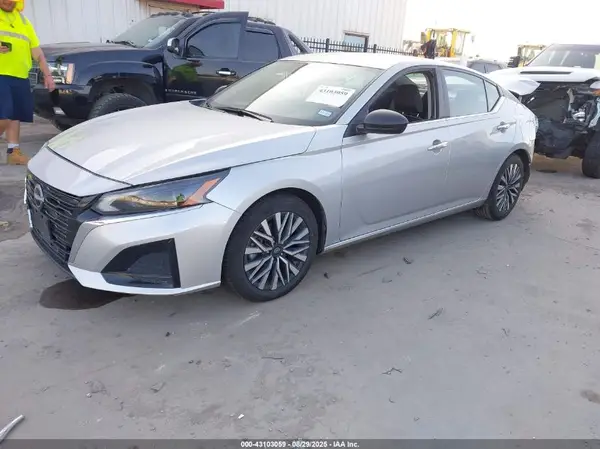 1N4BL4DVXRN347872 2024 NISSAN ALTIMA - Image 2