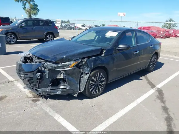 1N4BL4DVXRN348973 2024 NISSAN ALTIMA - Image 2