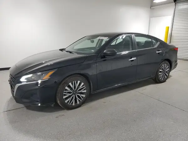 1N4BL4DVXRN349489 2024 NISSAN ALTIMA - Image 1