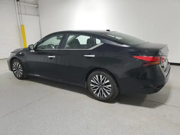 1N4BL4DVXRN349489 2024 NISSAN ALTIMA - Image 2