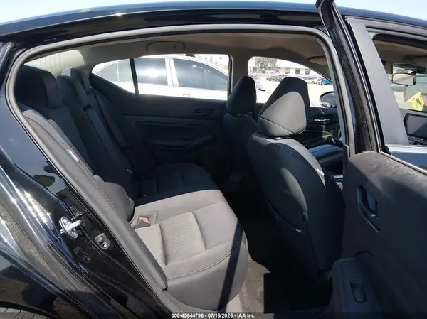 1N4BL4DVXRN349718 2024 NISSAN ALTIMA - Image 8