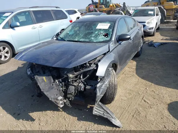 1N4BL4DVXRN354885 2024 NISSAN ALTIMA - Image 2