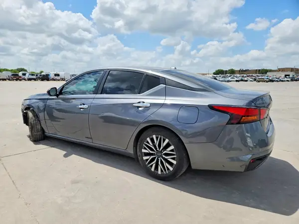 1N4BL4DVXRN356216 2024 NISSAN ALTIMA - Image 2