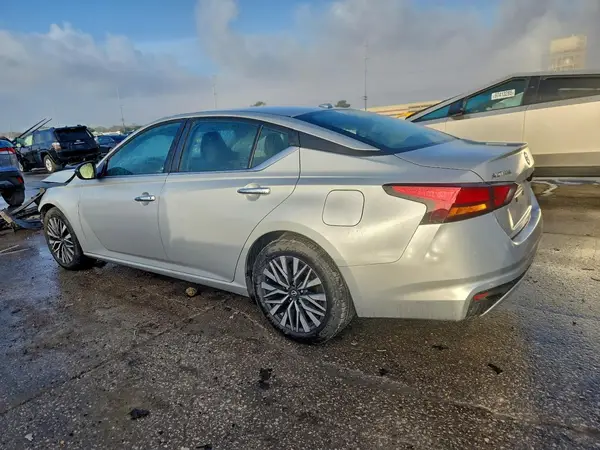 1N4BL4DVXRN361545 2024 NISSAN ALTIMA - Image 2