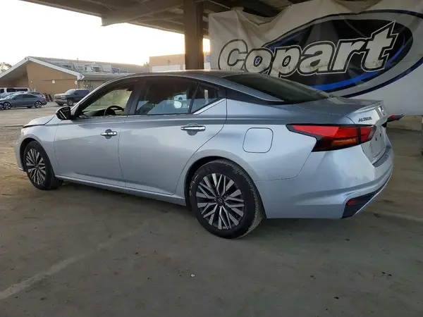 1N4BL4DVXRN362081 2024 NISSAN ALTIMA - Image 2