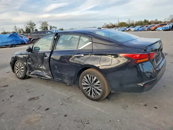 1N4BL4DVXRN366339 2024 NISSAN ALTIMA - Image 2
