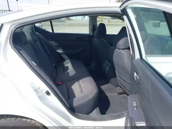 1N4BL4DVXRN368835 2024 NISSAN ALTIMA - Image 8