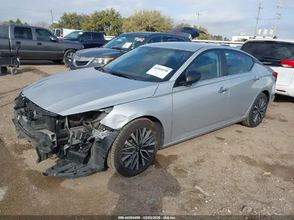 1N4BL4DVXRN375767 2024 NISSAN ALTIMA - Image 2
