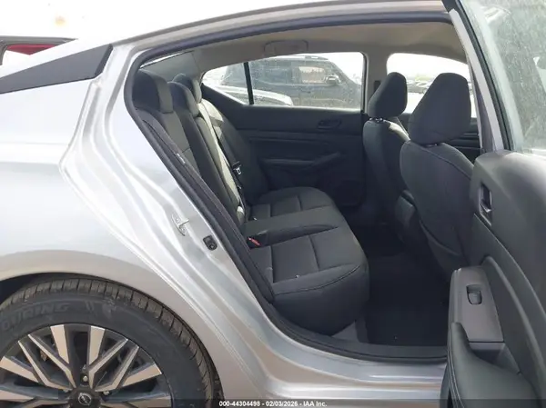 1N4BL4DVXRN375767 2024 NISSAN ALTIMA - Image 8