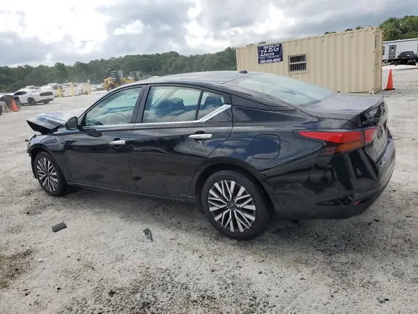 1N4BL4DVXRN376532 2024 NISSAN ALTIMA - Image 2