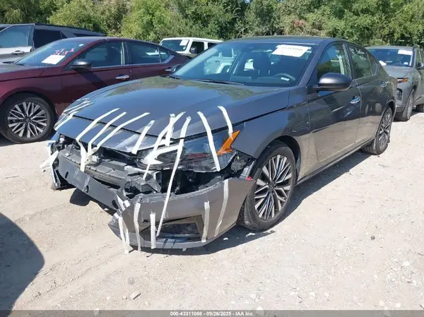 1N4BL4DVXRN381746 2024 NISSAN ALTIMA - Image 2