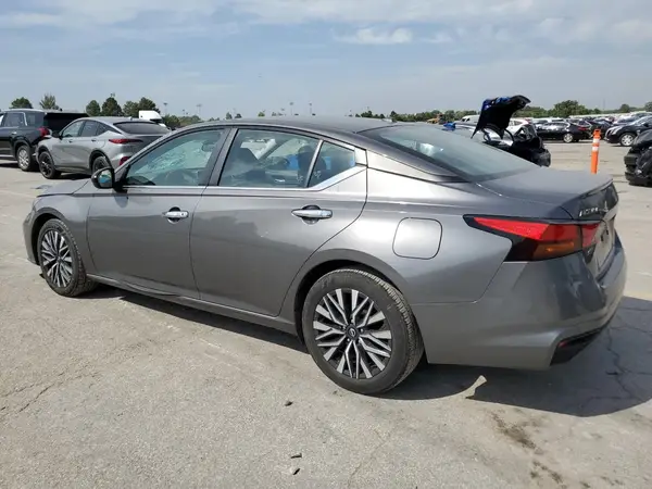 1N4BL4DVXRN382380 2024 NISSAN ALTIMA - Image 2