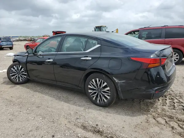 1N4BL4DVXRN386333 2024 NISSAN ALTIMA - Image 2