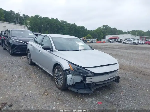 1N4BL4DVXRN387546 2024 NISSAN ALTIMA - Image 1