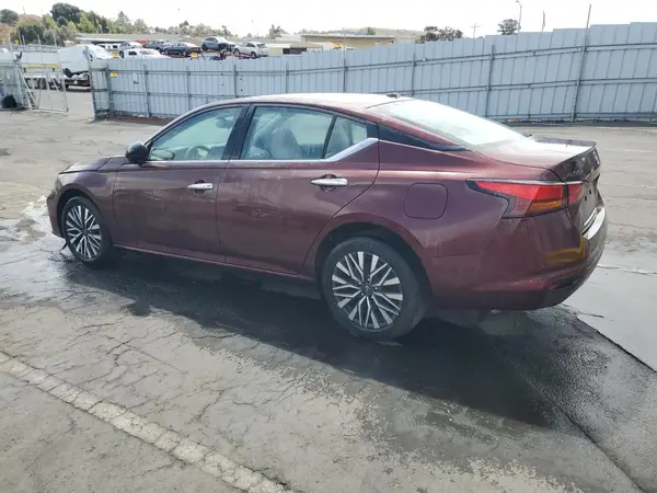 1N4BL4DVXRN395369 2024 NISSAN ALTIMA - Image 2