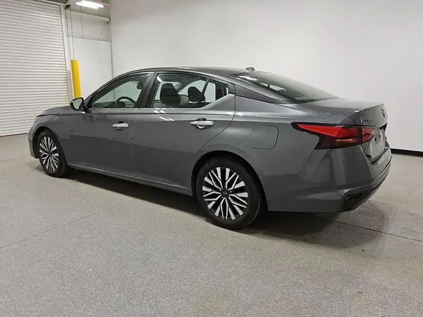 1N4BL4DVXRN401722 2024 NISSAN ALTIMA - Image 2