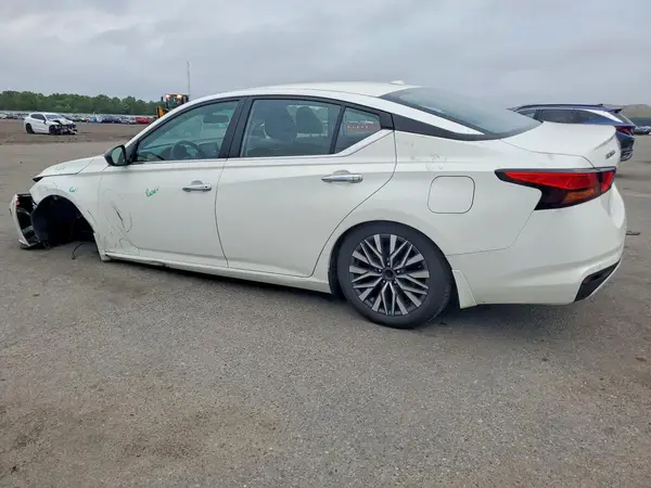 1N4BL4DVXRN407231 2024 NISSAN ALTIMA - Image 2