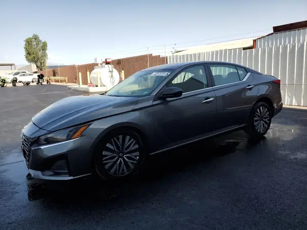 1N4BL4DVXRN423672 2024 NISSAN ALTIMA - Image 1