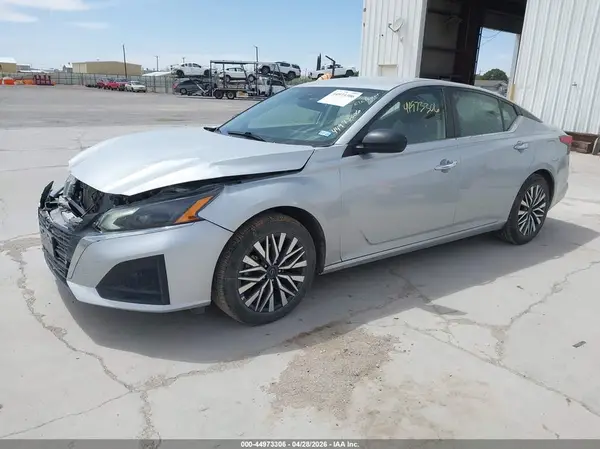 1N4BL4DVXRN429908 2024 NISSAN ALTIMA - Image 2