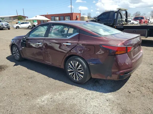 1N4BL4DVXSN300556 2025 NISSAN ALTIMA - Image 2
