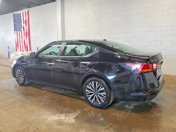 1N4BL4DVXSN300718 2025 NISSAN ALTIMA - Image 2