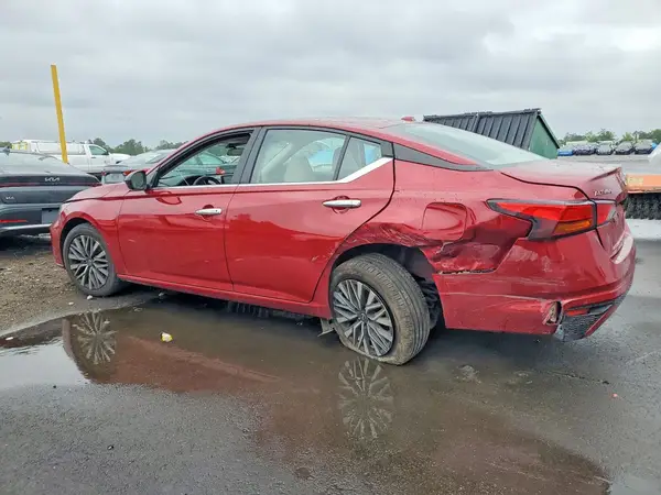 1N4BL4DVXSN302873 2025 NISSAN ALTIMA - Image 2