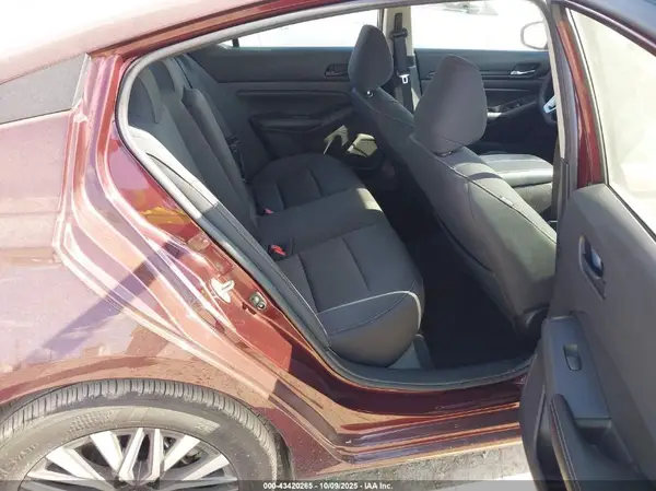 1N4BL4DVXSN304073 2025 NISSAN ALTIMA - Image 8