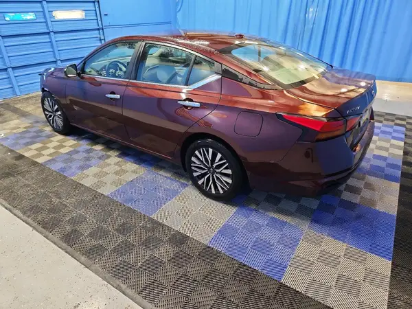 1N4BL4DVXSN305336 2025 NISSAN ALTIMA - Image 2