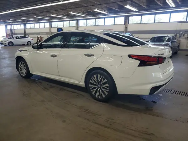 1N4BL4DVXSN317034 2025 NISSAN ALTIMA - Image 2