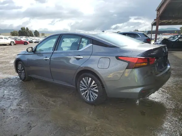 1N4BL4DVXSN321312 2025 NISSAN ALTIMA - Image 2