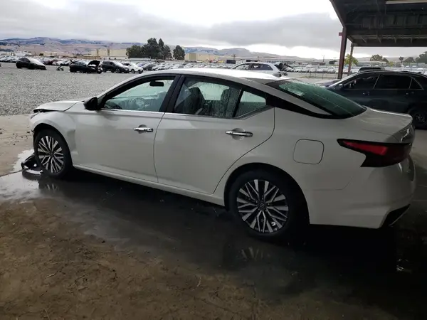 1N4BL4DVXSN333492 2025 NISSAN ALTIMA - Image 2