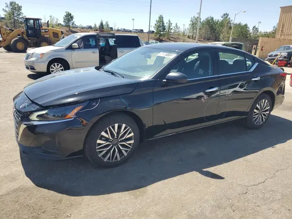 1N4BL4DVXSN350194 2025 NISSAN ALTIMA - Image 1